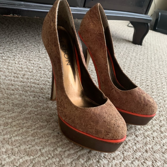 Dereon Platforms - Picture 3 of 8